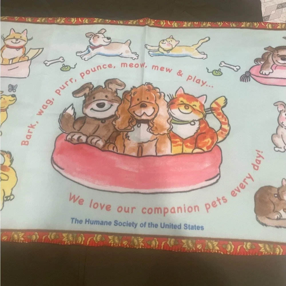 Cute Pet Blanket with Dog and Cat Design